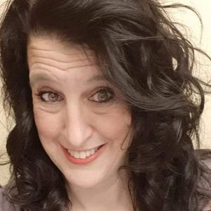 Meet your Posher, Paulina